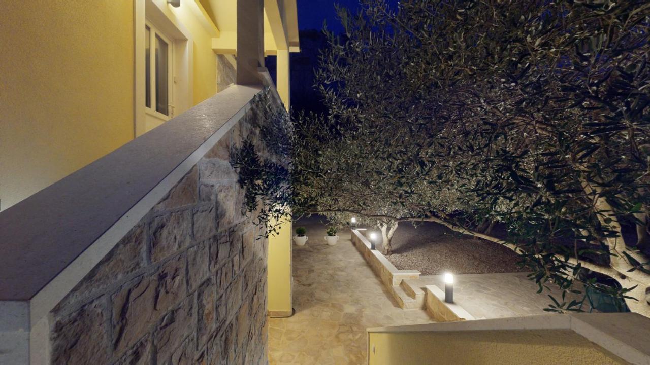 Zen-Pok House On The Beach - Pokrivenik Zastražišće Kültér fotó